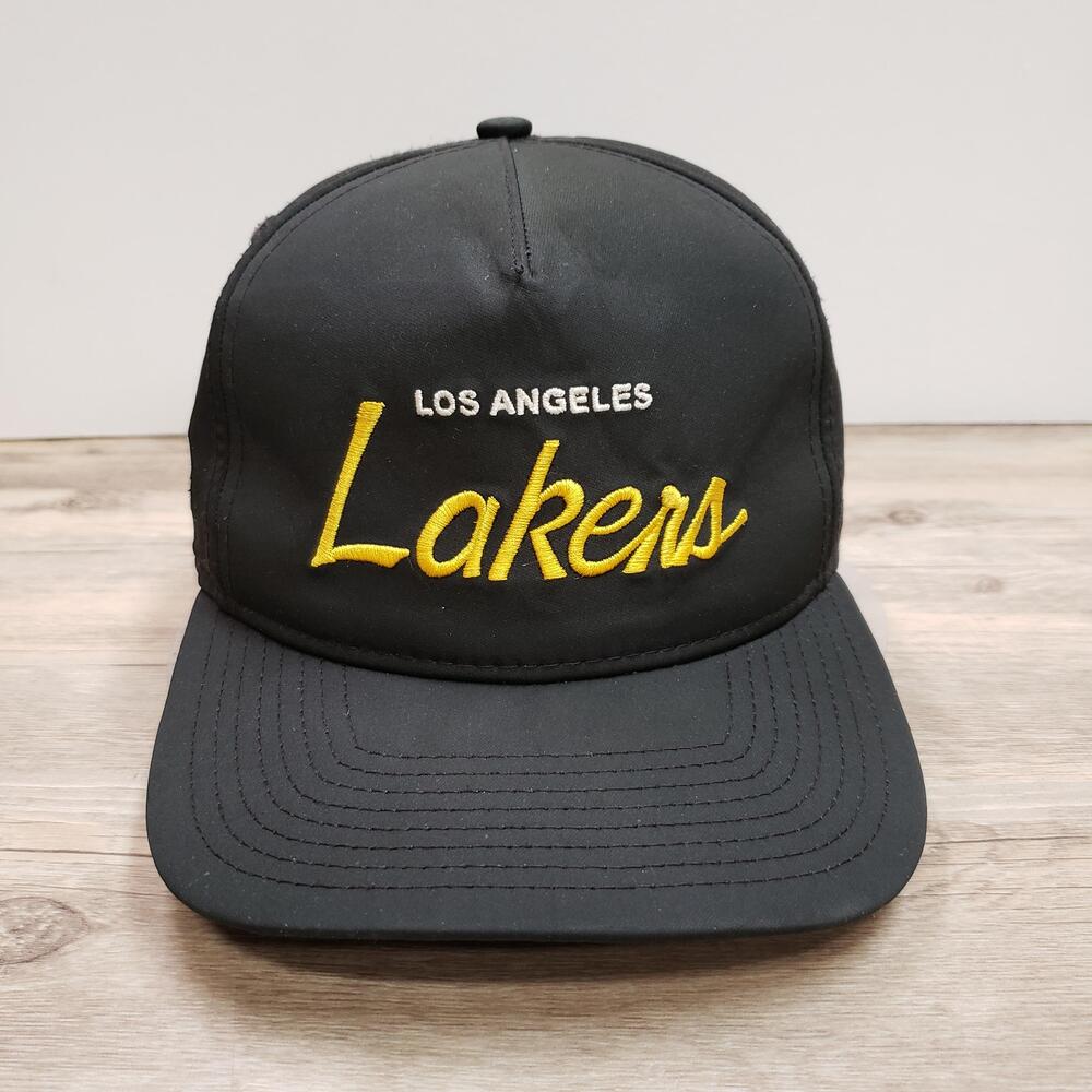 Los Angeles Lakers Hat Cap Snap Back Mens One Size Black NBA Basketball New Era
